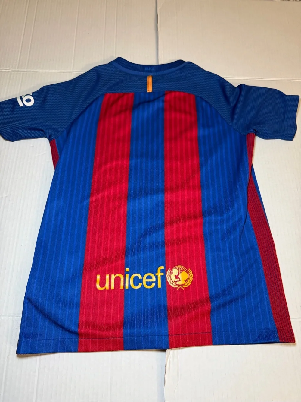 Nike Barcelona Soccer Jersey 2016 Kids Youth Size M
